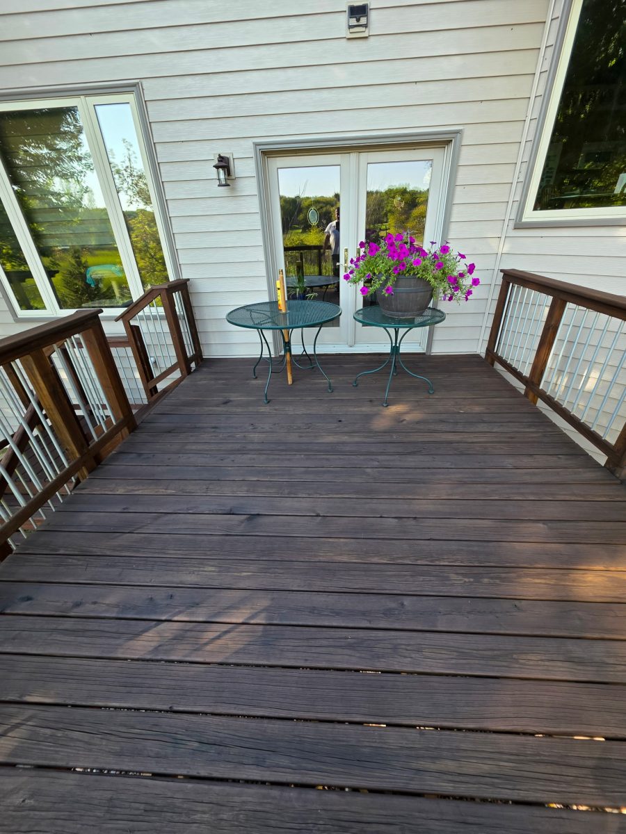 deep brown stained home deck Preview Image 6