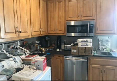 Kitchen before refinishing