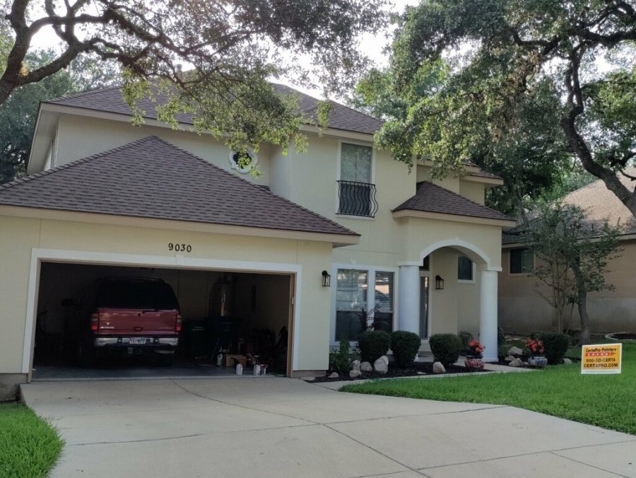 stucco home Preview Image 1