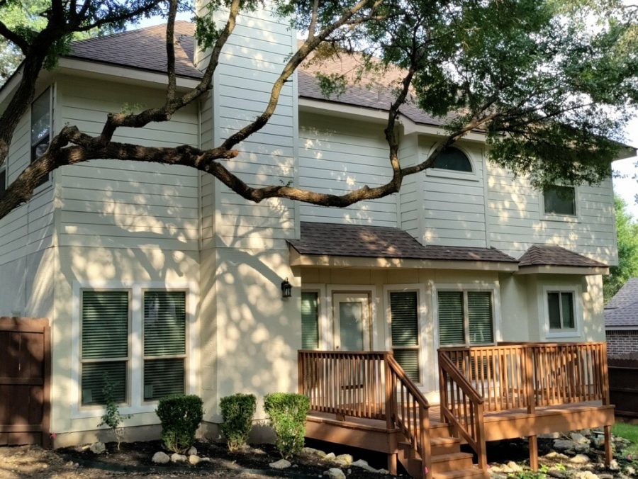 stucco home Preview Image 3