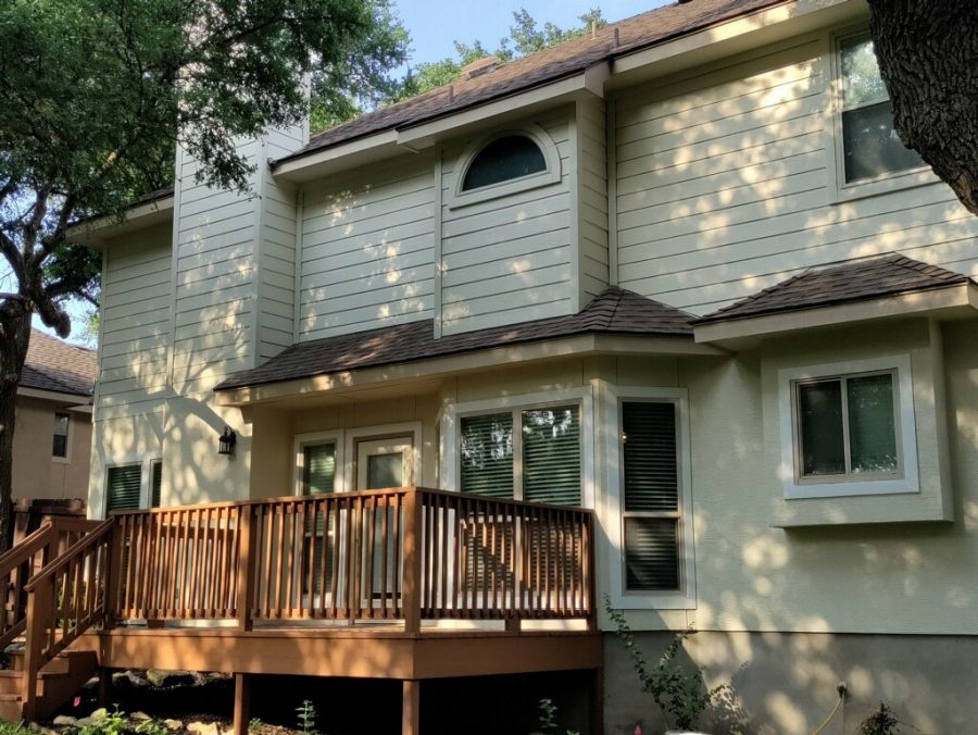 Stucco Home With Deck Preview Image 4