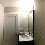 Bathroom wallpaper Sanura Design installation