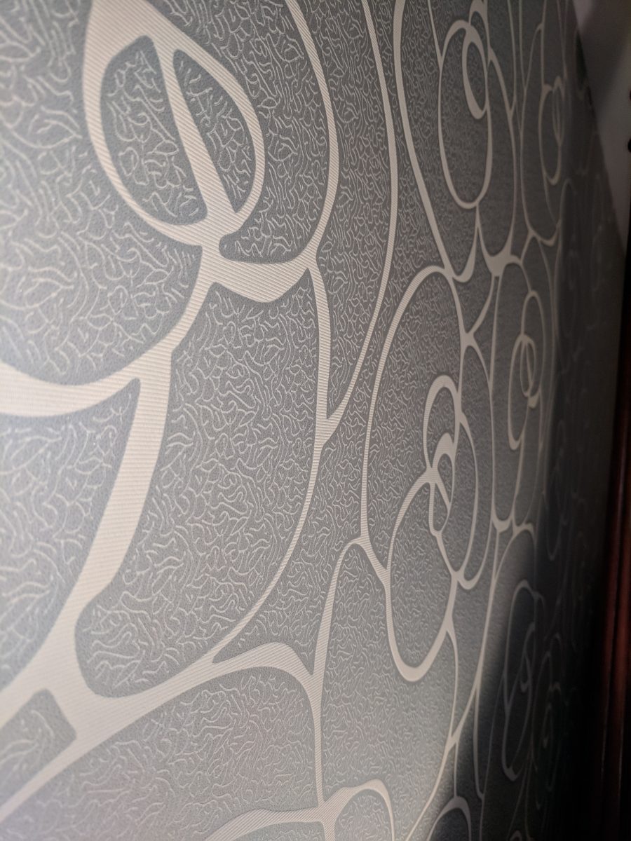 Decorative wallpaper installation Preview Image 5