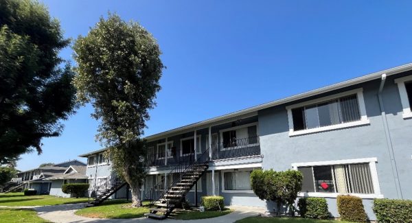 Apartment Complex in Lakewood