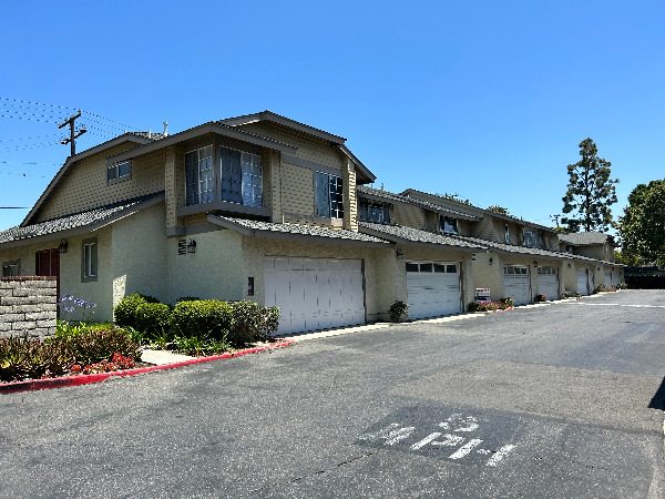 hoa condo complex Preview Image 6