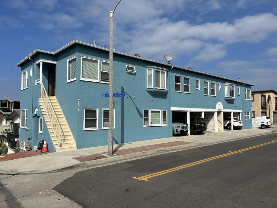 Apartment Building Painting. Preview Image 2