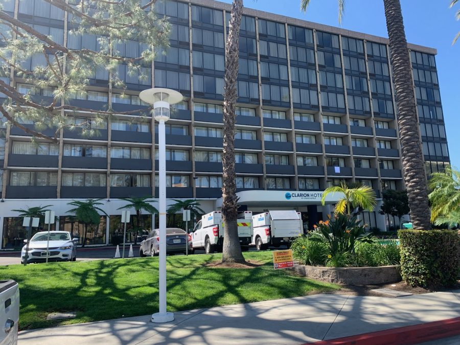 California hotel exterior Preview Image 2