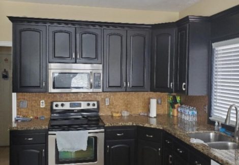 Kitchen Cabinets Before Painting