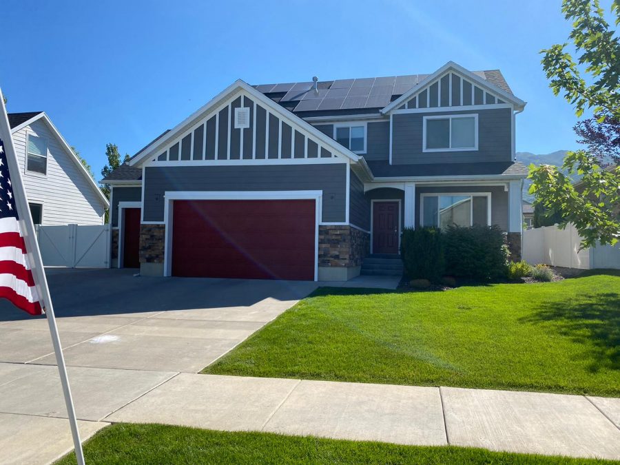 Exterior color contrast Preview Image 1