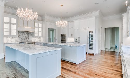 Modern Bright Kitchen
