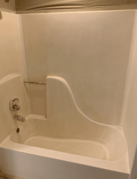 Bathtub Before Resurfacing