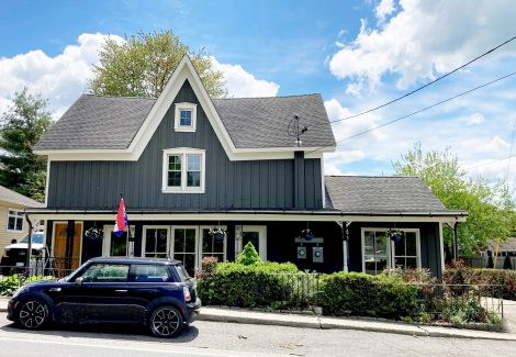 Rabbit Hole Antiques Exterior Painting