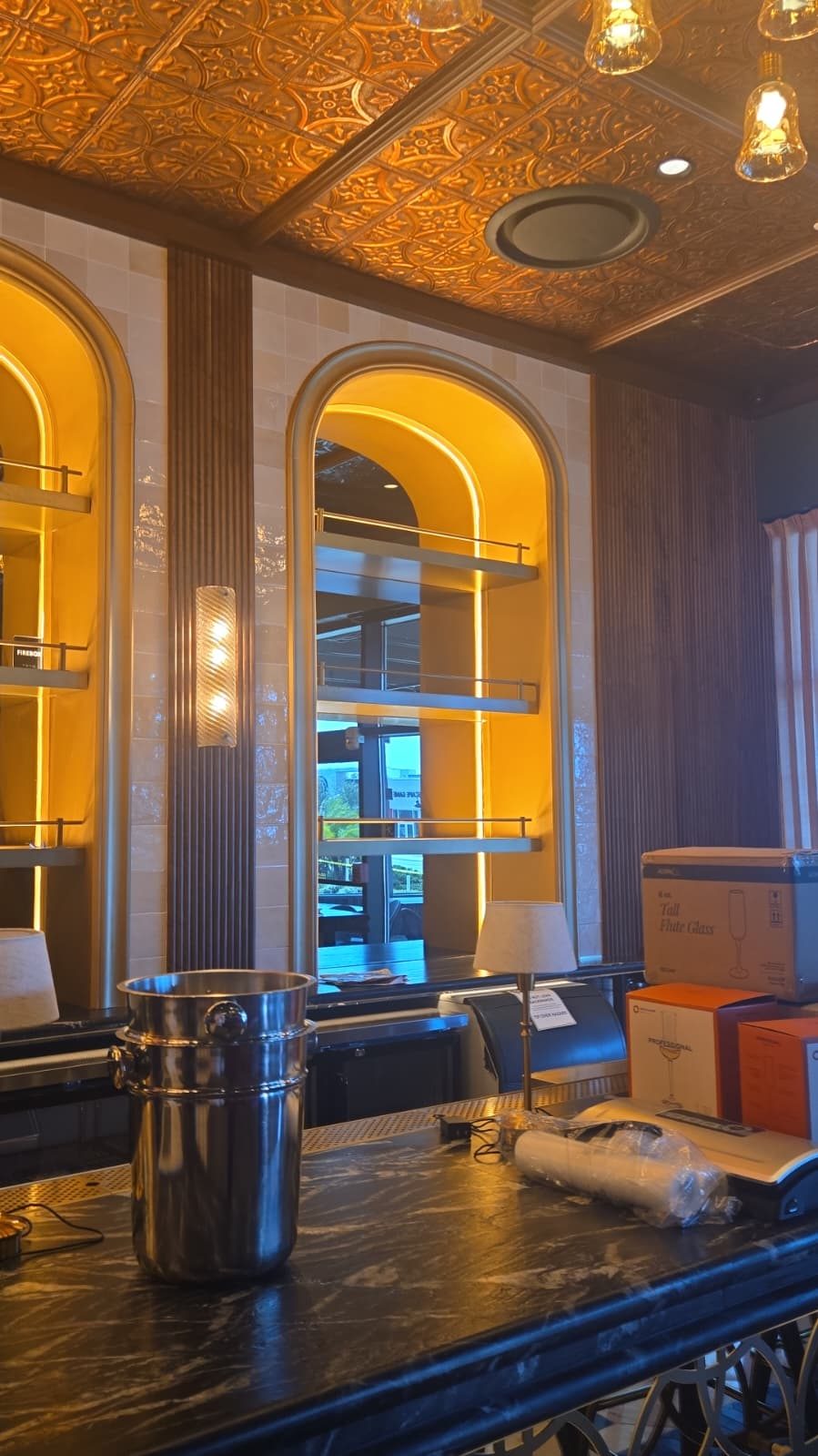 Restaurant Painting Preview Image 2