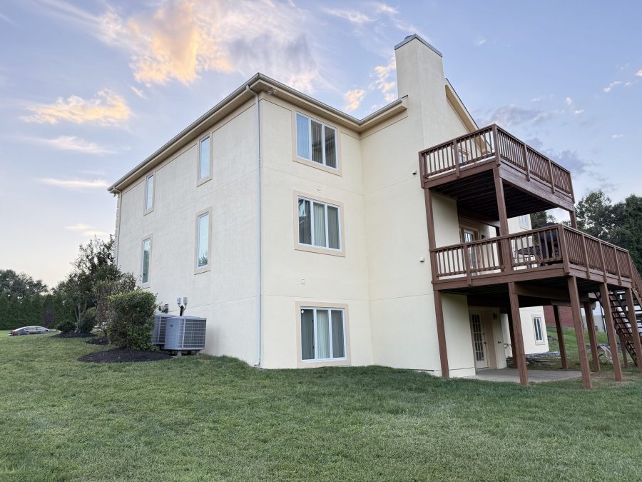 Residential Exterior Painting Company Near Me Preview Image 3