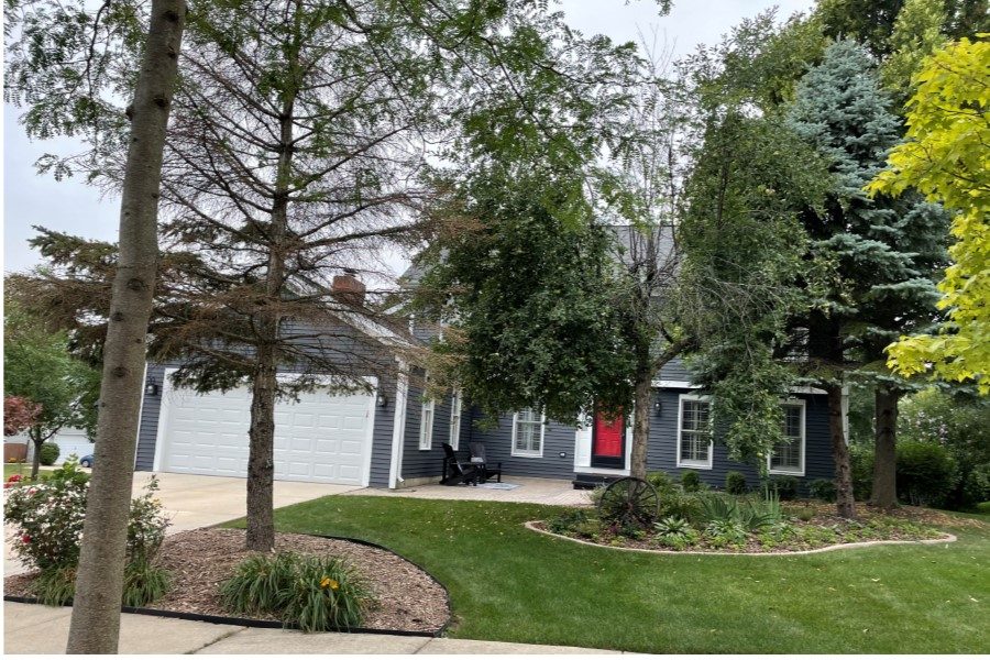 Front of house painted in Palatine by CertaPro. Preview Image 1