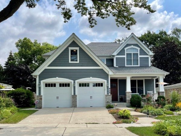 House in Arlington Heights repainted. Preview Image 1