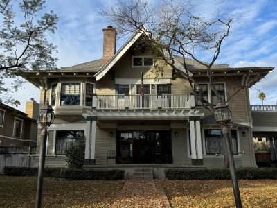 full view of exterior front of house
