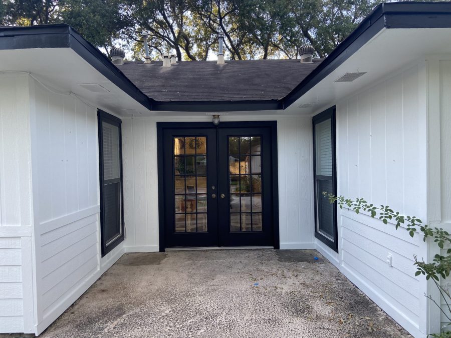 brick entry way white and black painting Preview Image 3