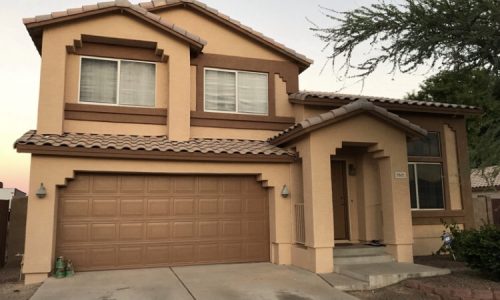 light wall colors meet darker trim