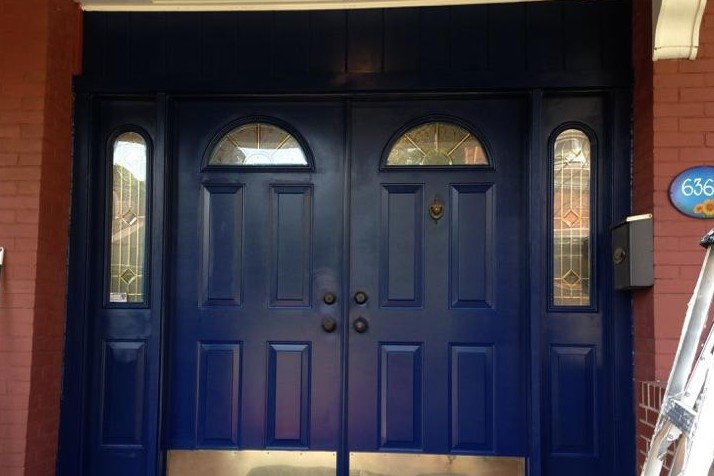 front door painted navy