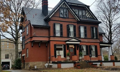 a Beautiful Tudor style antique