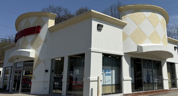 corner view of painted retail building exterior