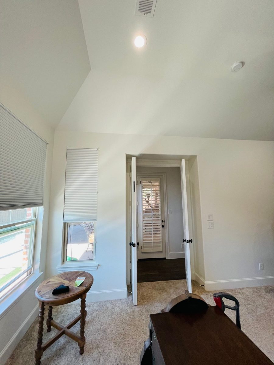 white painted room in home Preview Image 8