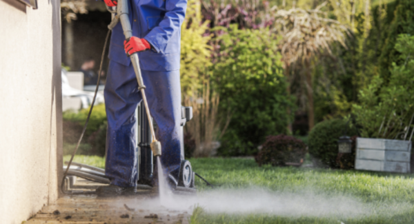 Reasons to Invest in a Power Washing Service