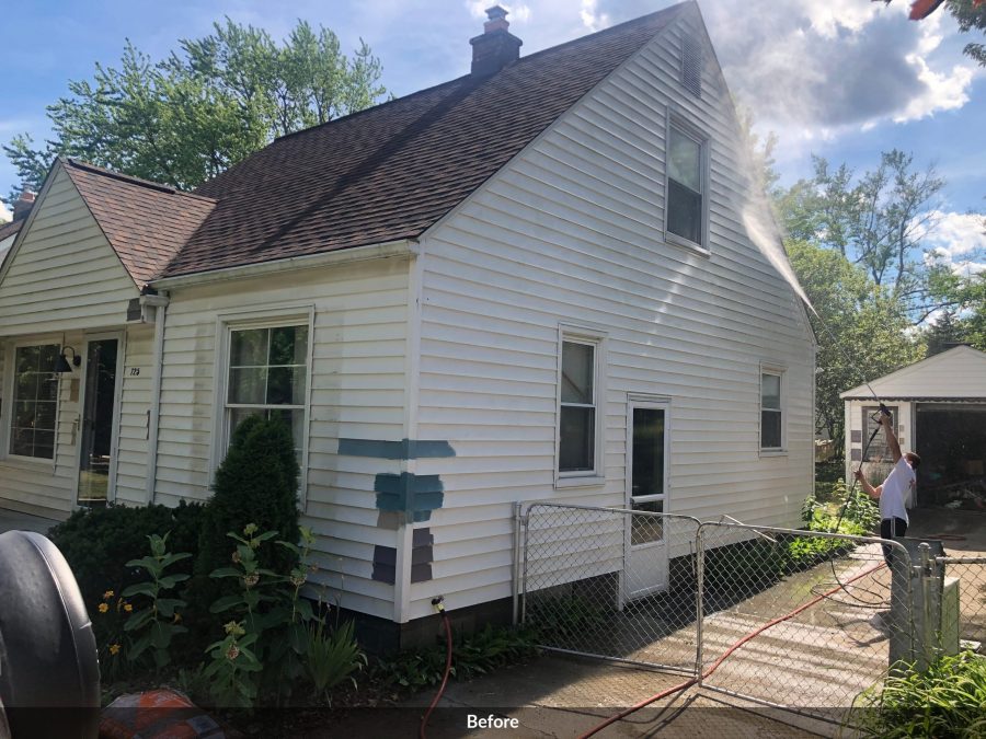 Siding before repair and repaint Preview Image 1