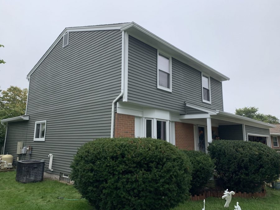 Two Story Colonial Home in Canton, MI