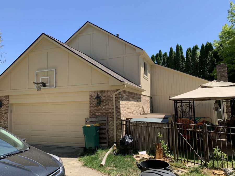 Repainted siding and garage Preview Image 2