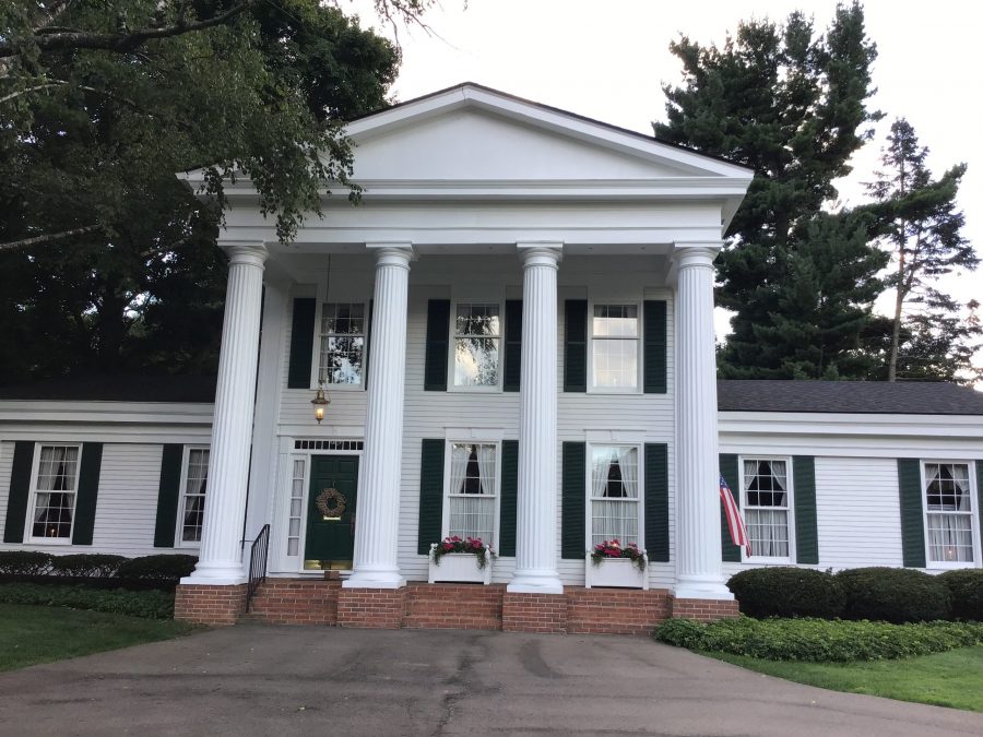 Colonial Exterior Painting Preview Image 1