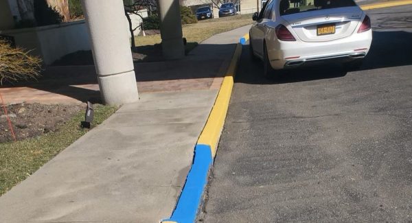 Wind Watch Golf & Country Club Curb Painting in Hauppauge, NY