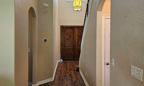 Hallway Walls and Trim