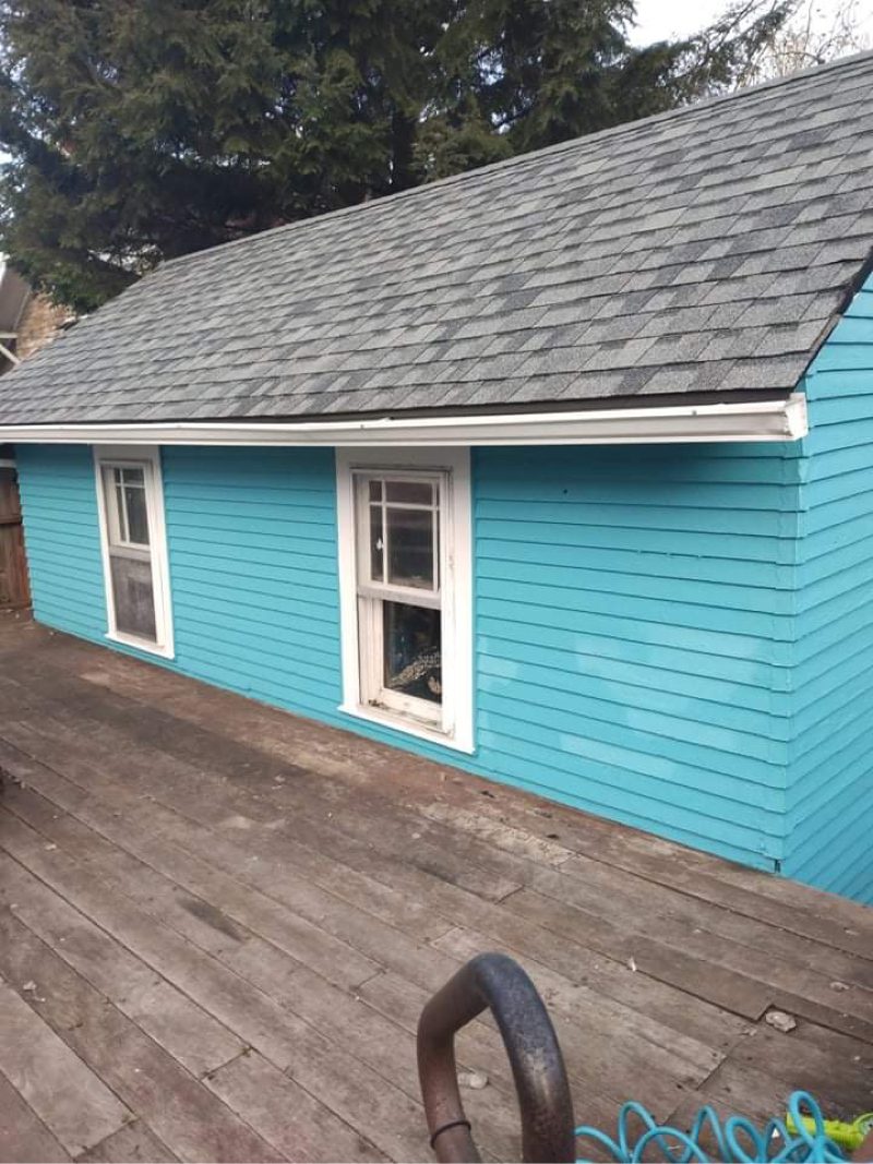 kenton home after paint job turquoise Preview Image 3
