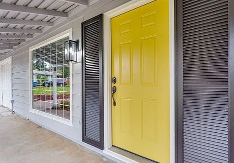 front door and entrance painted in Portland by certapro