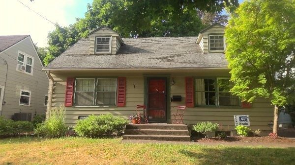 cottage exterior before repaint Preview Image 1