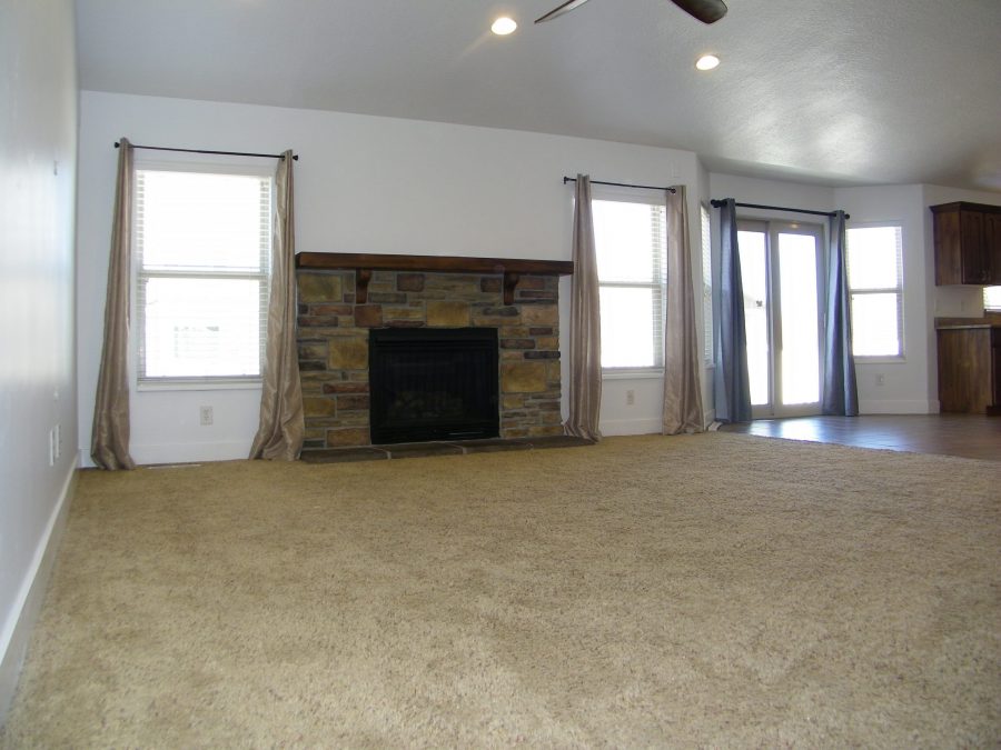 Professional Living room painters Provo, UT Preview Image 1
