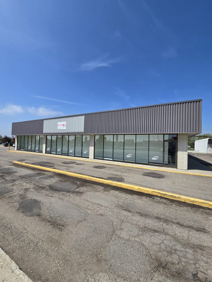 retail location before repaint Preview Image 2