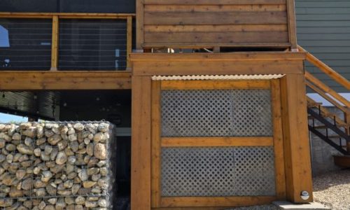 2 Backyard Raised Deck