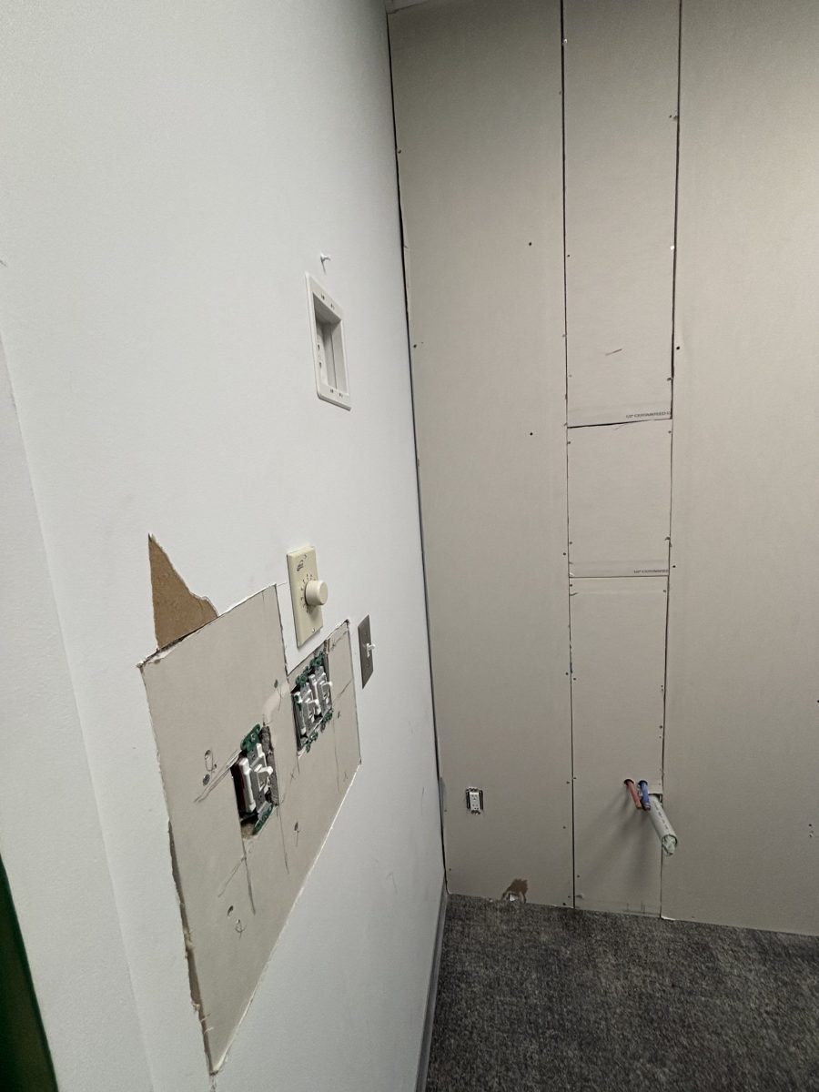 commercial space interior with wall damage Preview Image 9
