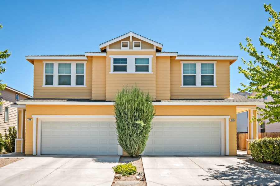 Condominium complex painting in Reno. Preview Image 10