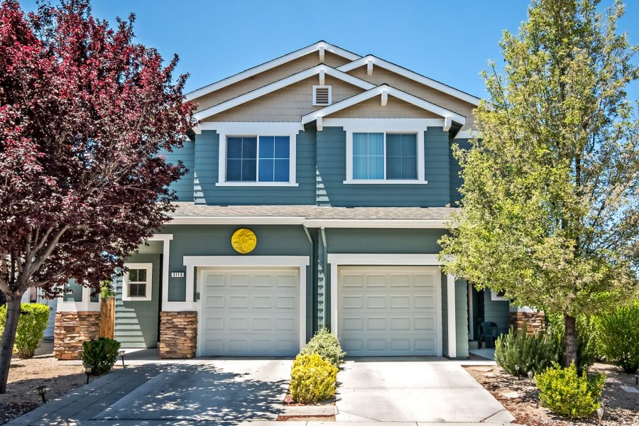 Condominium exterior painting in Reno. Preview Image 3
