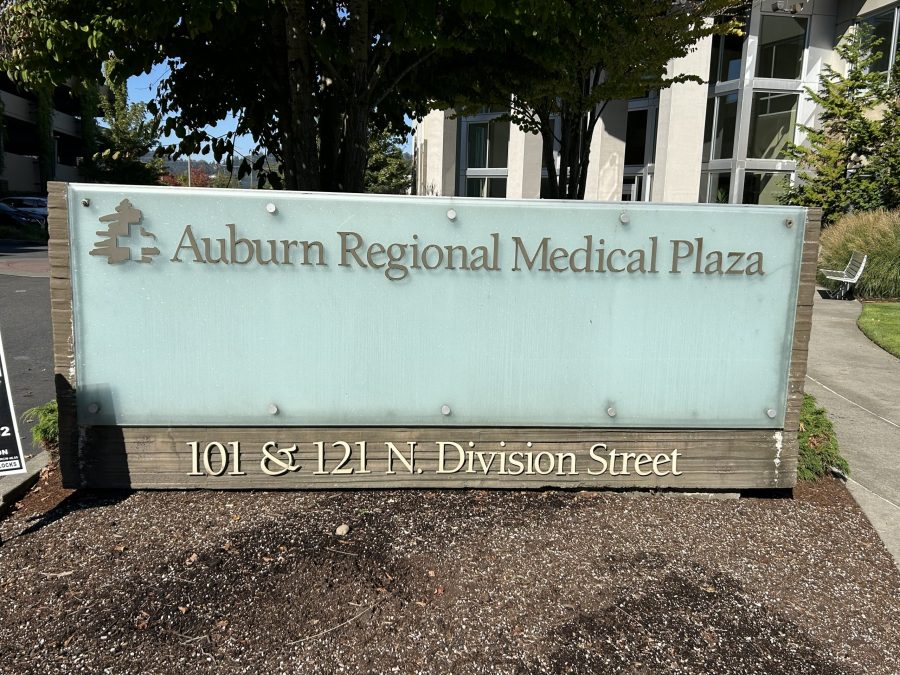 medical building sign Preview Image 8