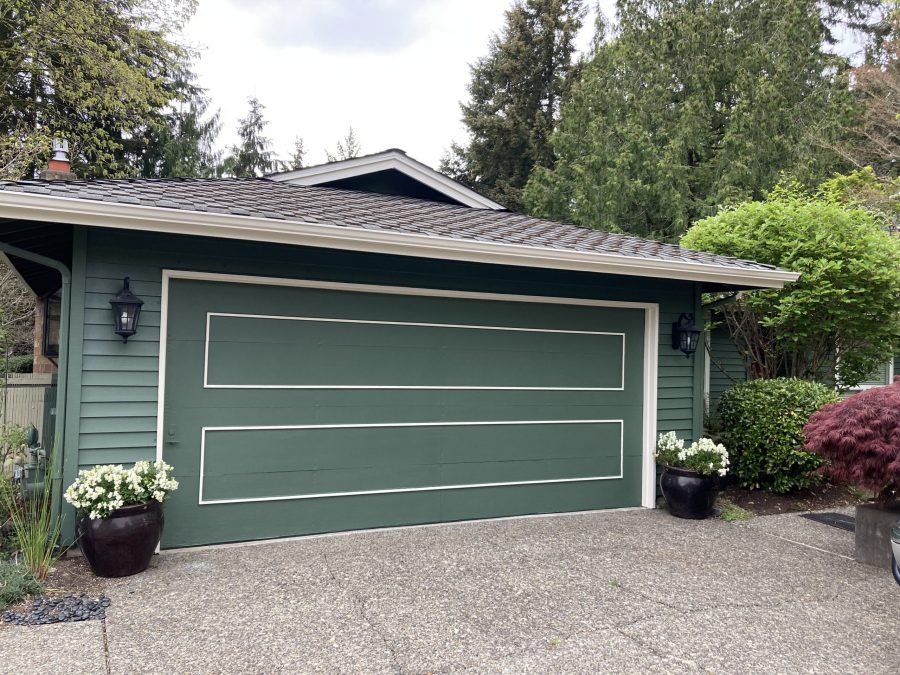 home garage exterior with green paint and white trim Preview Image 1
