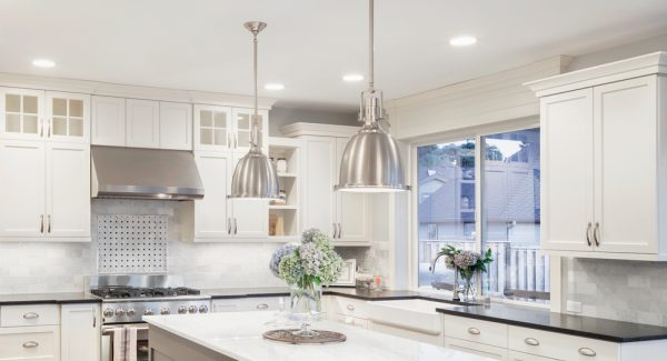 How Two-Tone Cabinets Can Modernize Your Kitchen