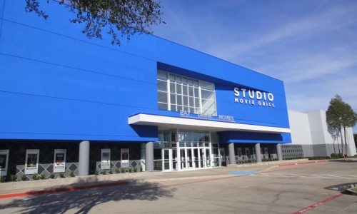Studio Movie Grill Commercial Exterior Painting in Richardson, Texas