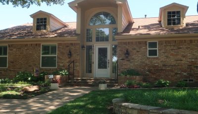 Older ranch style brick house in Canyon Creek Richardson