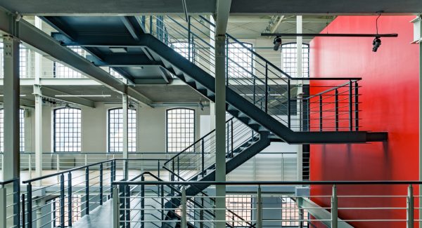 WAREHOUSE & INDUSTRIAL FACILITIES