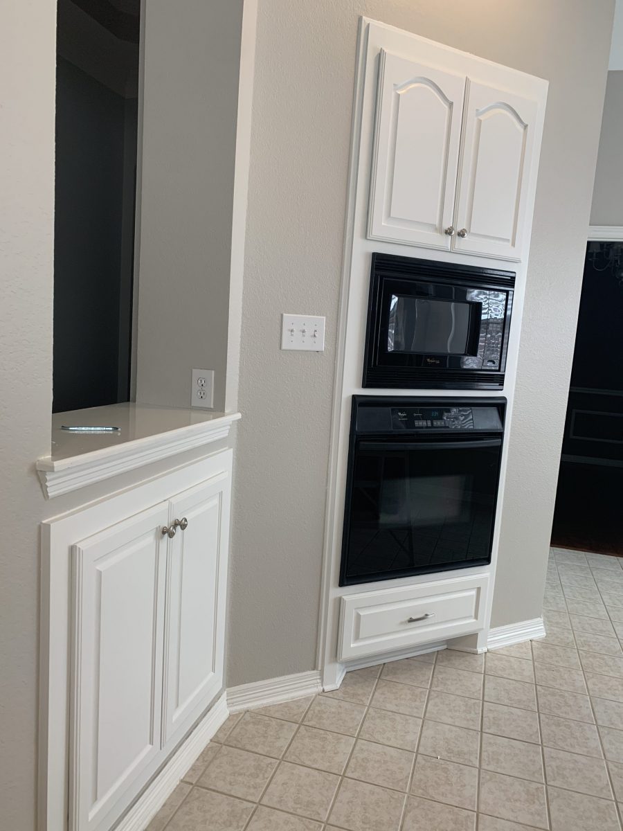 painted cabinets around oven Preview Image 2